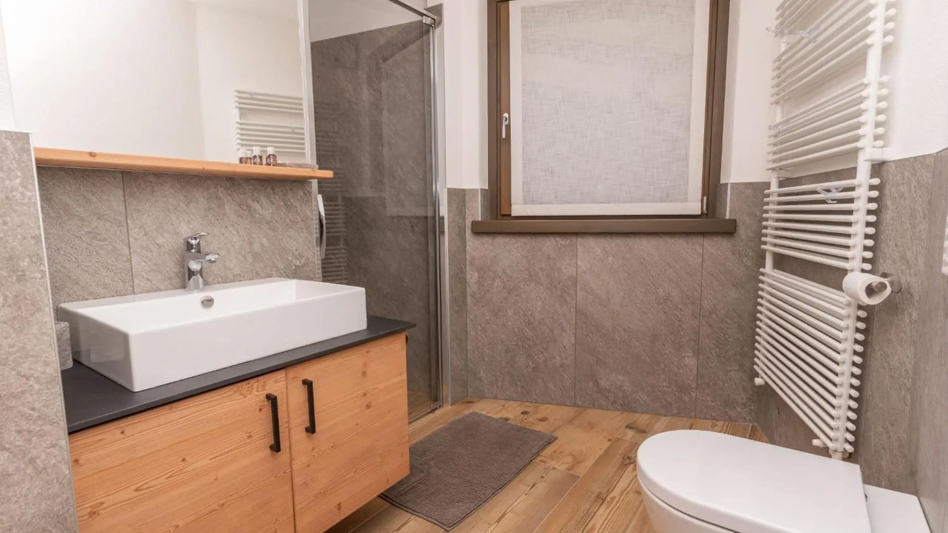 Bait Al Canton Valdisotto Apartment